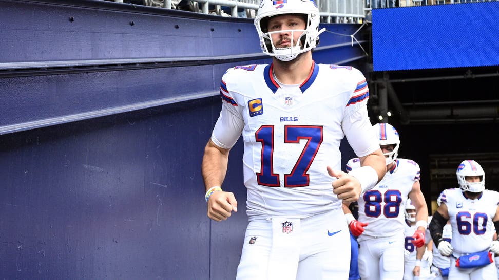 NFL: Buffalo Bills at New England Patriots