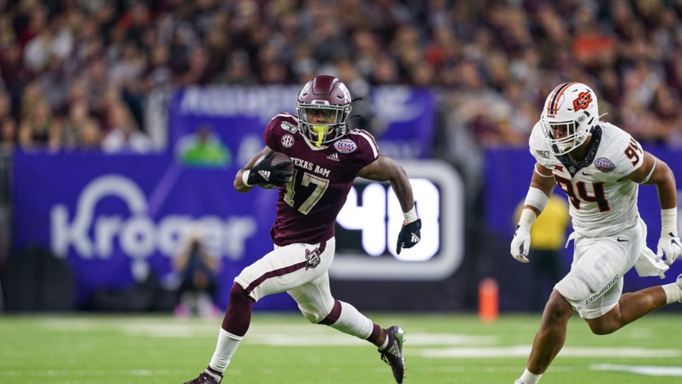 Texas A&M Top WR Ainias Smith Arrested For DWI, Carrying A Weapon