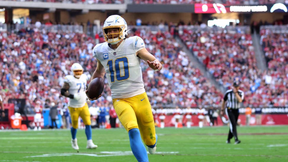 Los Angeles Chargers v Arizona Cardinals