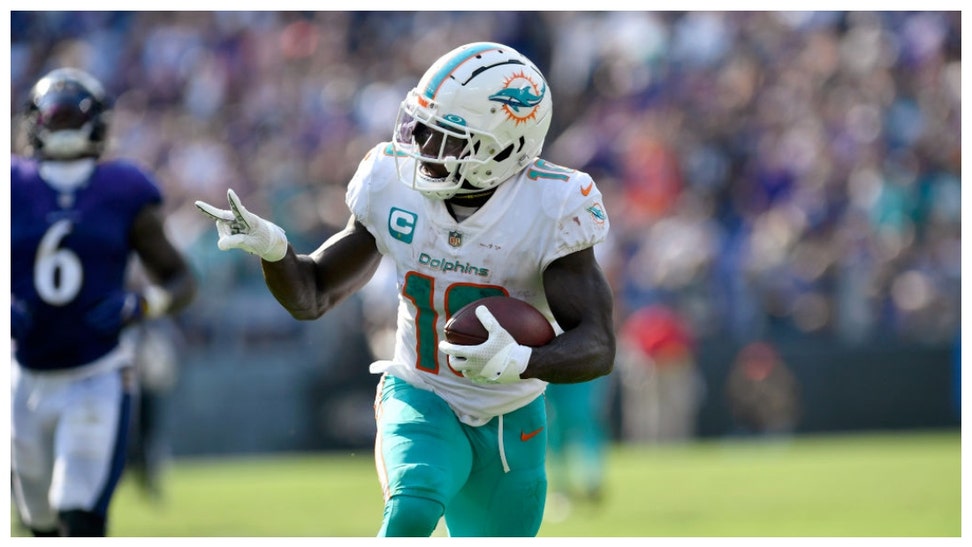 Tyreek Hill Won't Be Flashing Anymore Peace Signs Ahead Of Touchdowns