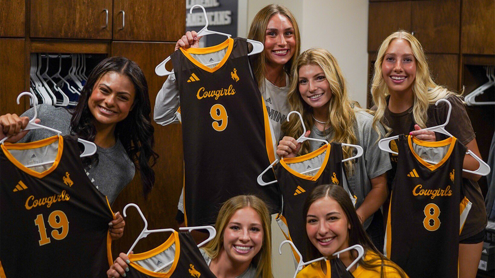 wyoming-cowgirls-cowboys-college-volleyball-best-new-uniform-adidas-jersey