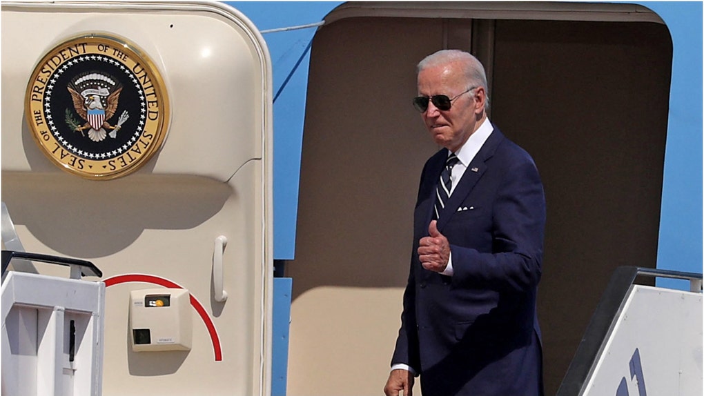 Air Force One pizza looks horrible. (Credit: Getty Images)