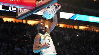 TNT Somehow Missed A Dunk During ...The Dunk Contest