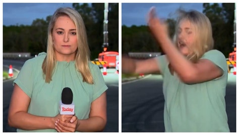 Today show reporter slaps herself during live tv hit. 