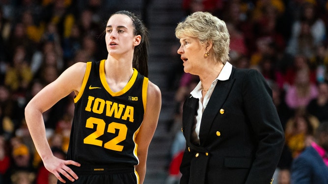 Iowa coach Lisa Bluder was caught on a hot mic losing her temper after the Cornhuskers beat the Hawkeyes. (Credit: Dylan Widger-USA TODAY Sports)