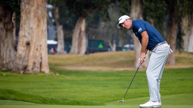 Tom Hoge putts on the 15th hole during The Genesis Invitational 2024 at Riviera Country Club. 