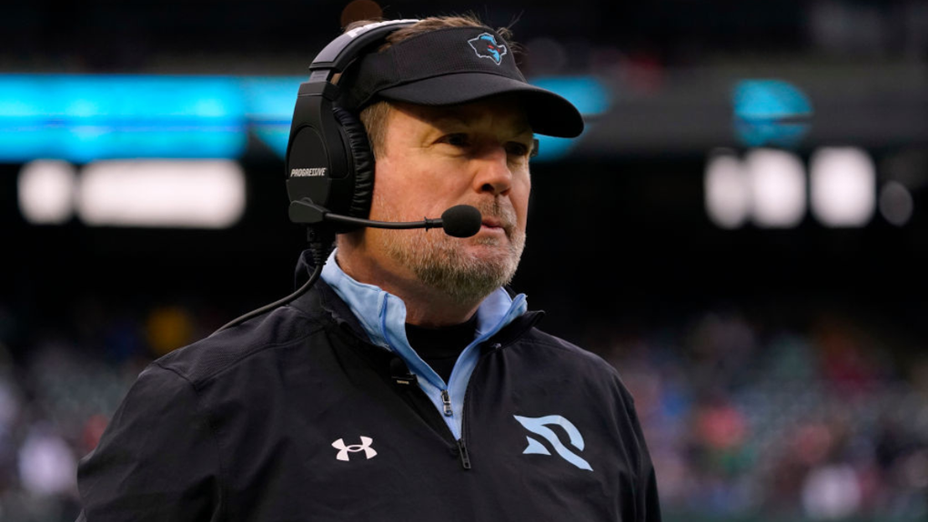 Bob Stoops Says State Of College Football Is 'Not Very Good,' NCAA Has To Embrace Pro Model