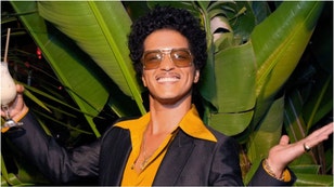 MGM denies Bruno Mars owes the company $50 million in gambling debt. (Photo by Kevin Mazur/Getty Images for SelvaRey)