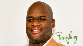 Vince Young brutally punched during bar fight. (Photo by Rodin Eckenroth/Getty Images)