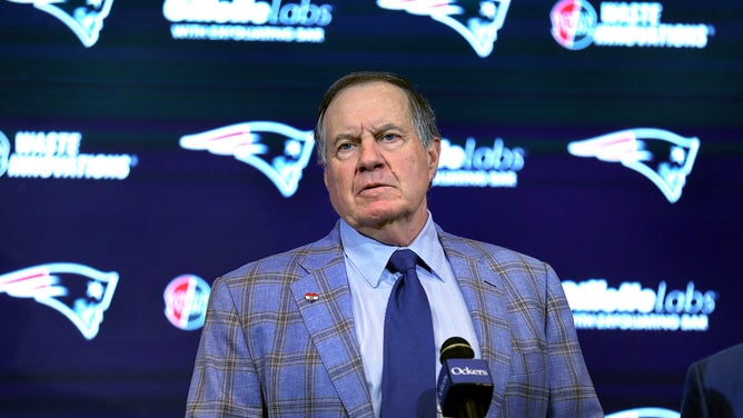 Peyton Manning's Entertainment Company Pursuing Bill Belichick: REPORT