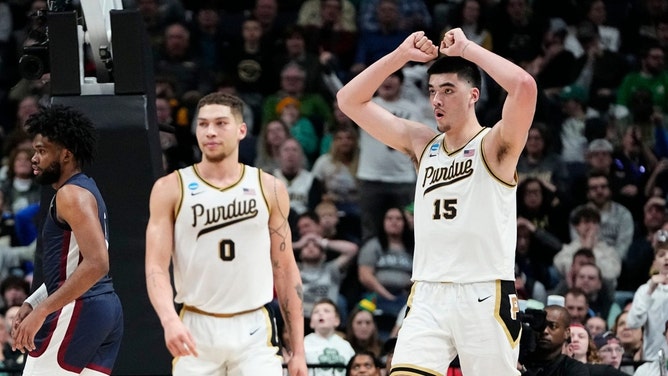 Zach Edey and top-seeded Purdue were upset in the 2023 NCAA Tournament by Fairleigh Dickinson. (Adam Cairns/USA TODAY NETWORK)