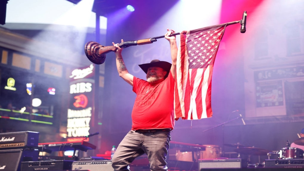 COLT FORD COUNTRY MUSIC