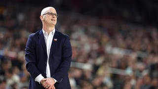 Dan Hurley is talking with the Los Angeles Lakers about leaving UConn for the NBA
