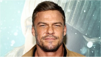 "Reacher" star Alan Ritchson made an insane claim about cops murdering people. What did he say? What are the stats? (Credit: Getty Images)