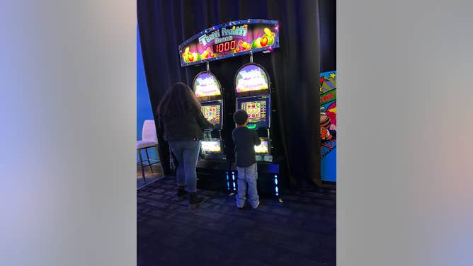 Dave & Busters slot machines
