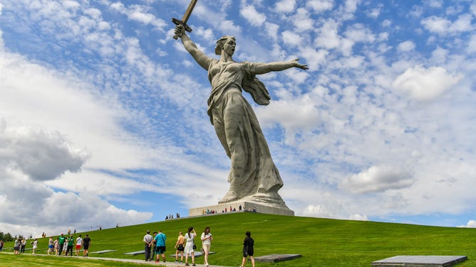 Influencer Sentenced To Ten Months Of Hard Labor For Pretending To Tickle The Breast Of A War Statue