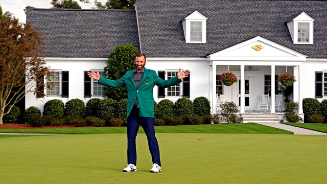 Dustin Johnson celebrates with the green jacket after winning The Masters 2020 at Augusta. (Rob Schumacher-USA TODAY Sports)