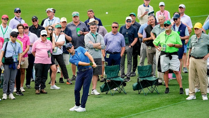 Adam Schenk hits from the 2nd cut on Hole No. 2 during the 1st round of the 2024 Masters. (Adam Cairns-USA TODAY Network)