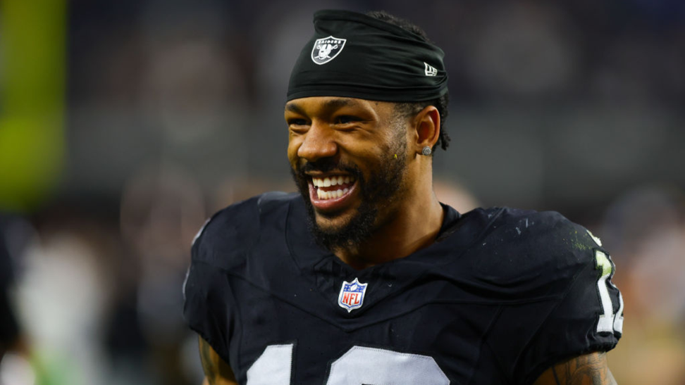 Raiders CB Jack Jones Goes Nuclear On Patriots Fans