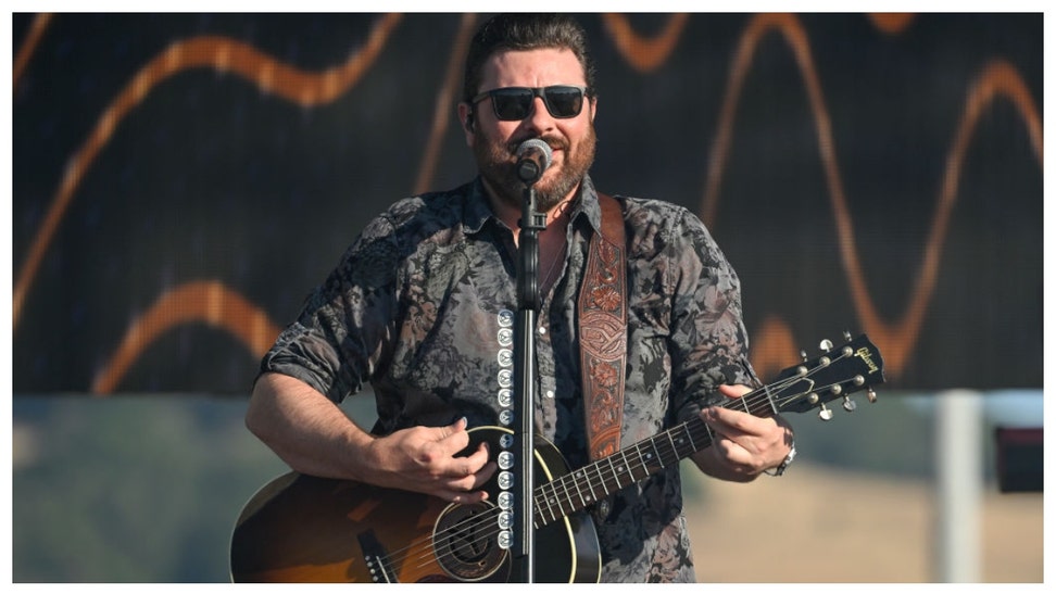 Chris Young stopped his concert over the weekend after getting hit by beer, and then took matters into his own hands. 