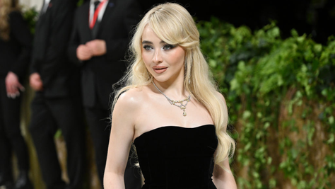 Sabrina Carpenter Trolls Leonardo DiCaprio, Lizzo Joins Anti-Israel Mob, NFL Player Meals & Sharks In Alabama