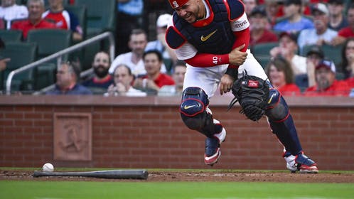 Willson Contreras breaks arm New York Mets