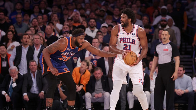 Philadelphia 76ers C Joel Embiid operates out of the post vs. New York Knicks C Mitchell Robinson during the Game 5 of the 1st round of the 2024 NBA playoffs at Madison Square Garden. (Brad Penner-USA TODAY Sports)