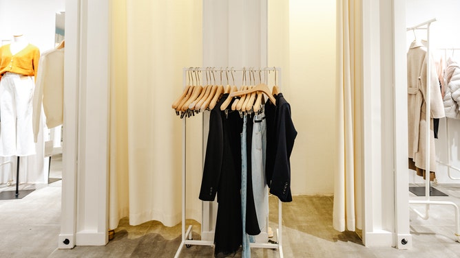 colorado mom dressing room peeping tom