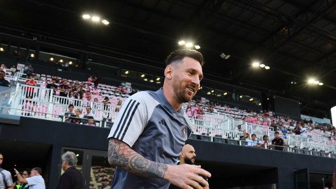 Lionel Messi Says Two Words In English, Entire Soccer World Loses Its Mind