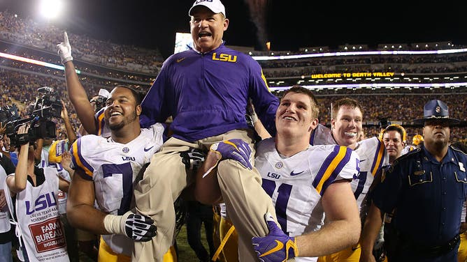 Les Miles is suing LSU and the NCAA over vacated wins stemming from investigation into Tigers Booster and football program