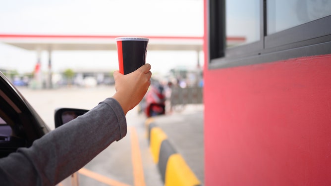 bikini barista seattle hammer windshield customer