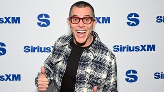 steve-o announces he's planning to get d-cup breast implants