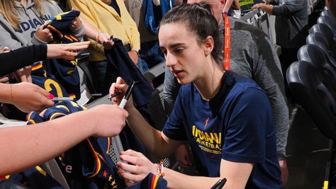 Caitlin Clark dealt with adversity like a pro during a recent post-game autograph session. 