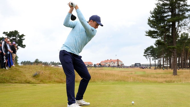 Jordan Spieth tees off at the 2nd hole the 2023 Genesis Scottish Open at The Renaissance Club (Andrew Redington/Getty Images)
