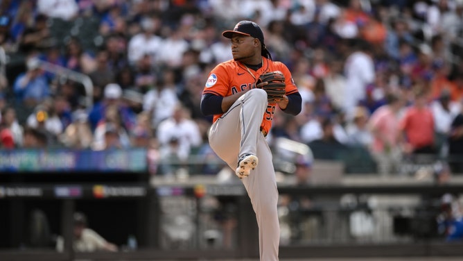 Houston Astros LHP Framber Valdez pitches against the New York Mets at Citi Field in Flushing, Queens. (John Jones-USA TODAY Sports)