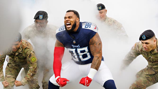 Tennessee Titans star Jeffery Simmons has beef with radio host Buck Riesing and the defender let him know during training camp.