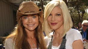 denise richards tori spelling onlyfans boobs