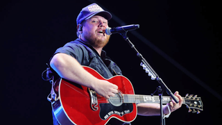 Fantasy Football Losers Have To Sing On Stage At Luke Combs Show