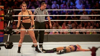 Ronda Rousey stunned the internet with a wild Sandy Hook apology on Twitter, 11 years after the fact.