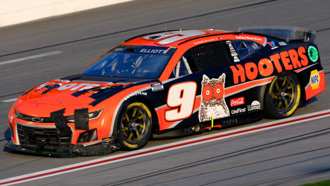 Hendrick Motorsports Is Suing Hooters Over Unpaid Sponsorship Fees