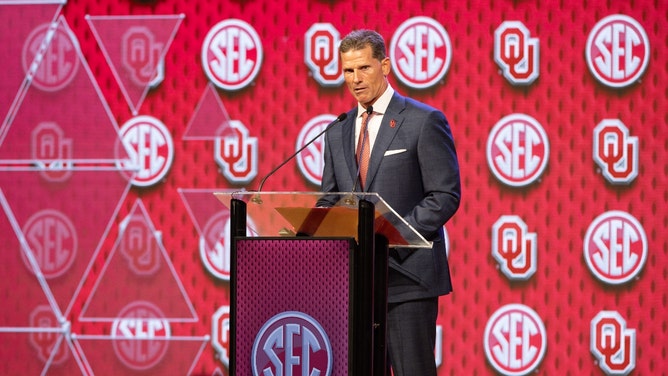 Oklahoma Sooners head coach Brent Venables speaking at 2024 SEC Media Day. (Brett Patzke-USA TODAY Sports)