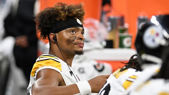 No, the Pittsburgh Steelers are not a threat in the AFC, particularly because neither Justin Fields (pictured) nor Russell Wilson is good enough to lead them beyond, maybe, a Wild Card berth. 