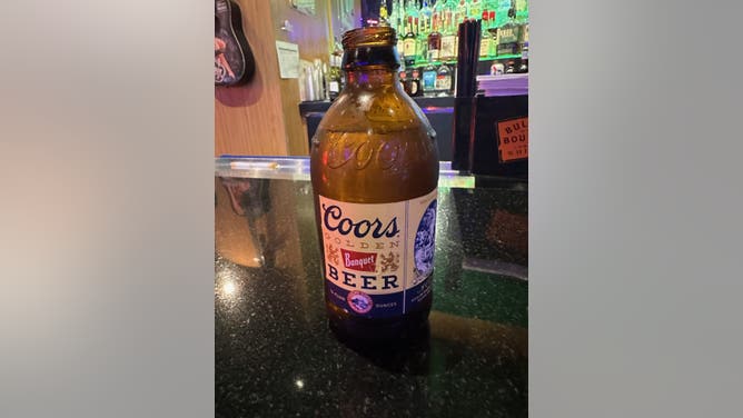 A crispy cold Coors Banquet enjoyed at Gilley's at Treasure Island in Las Vegas. (Credit: David Hookstead)