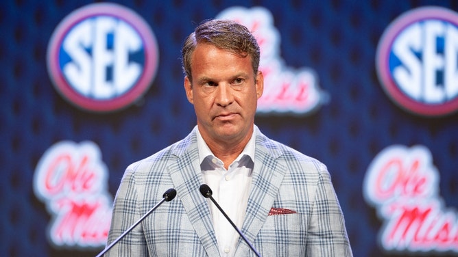 Lane Kiffin Shames People Who Drink Coke, Calls Out ESPN's Chris Low By Name