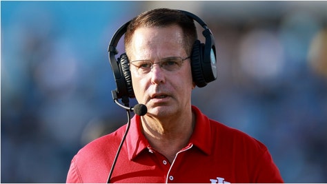 Indiana football coach Curt Cignetti told students to stop studying in order to get to the game against Maryland. Read his message. (Credit: Getty Images)