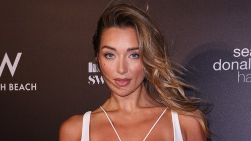sports illustrated swimsuit rookie instagram star penny lane