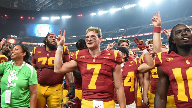 USC defeated LSU on Sunday night in Las Vegas, thanks to a late touchdown with eight seconds remaining