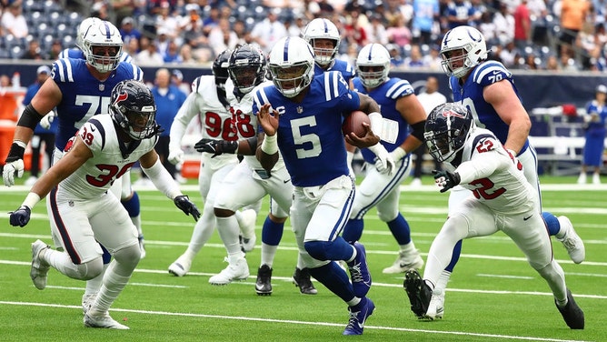 Indianapolis Colts QB Anthony Richardson rushes for a TD vs. the Houston Texans at NRG Stadium in Texas. (Bob Levey/Getty Images)
