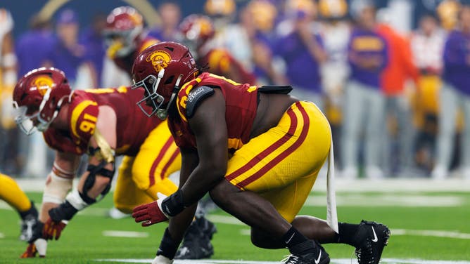 USC DL Bear Alexander will reportedly take a redshirt year and leave the Trojans program