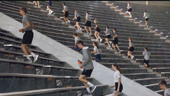 University of Tennessee students participating in the ROTC program honored the first responders that sacrificed their lives on 9/11 Via: UT Instagram